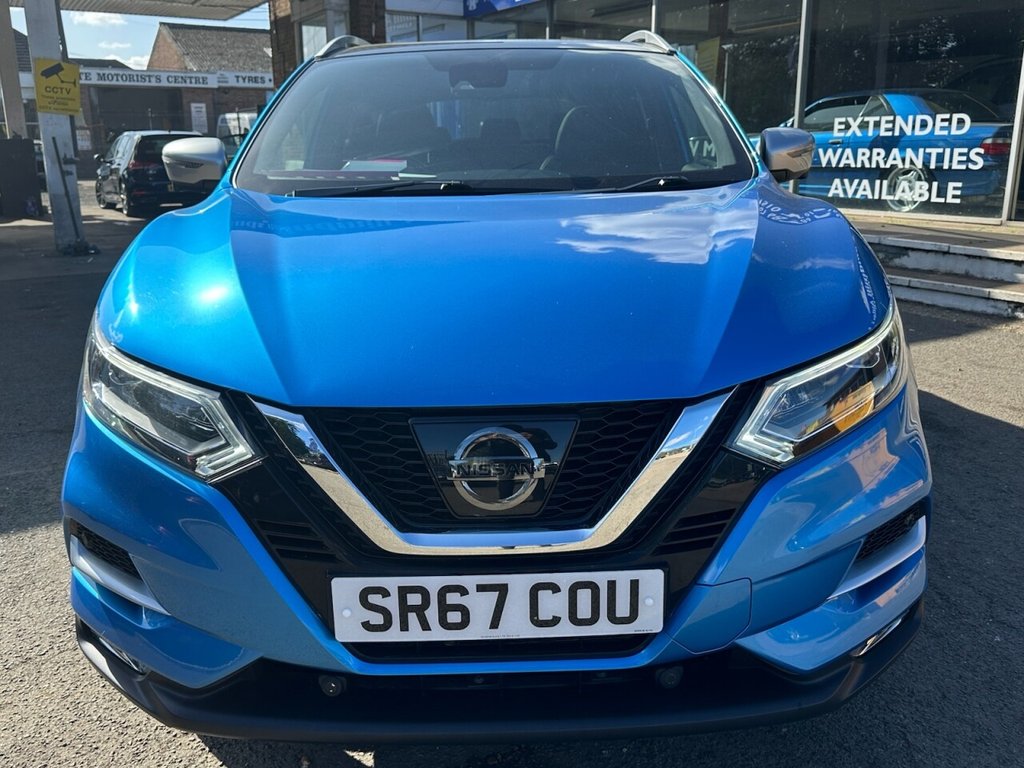 Used Nissan Qashqai 2017 for sale - 75802043: Photo 2