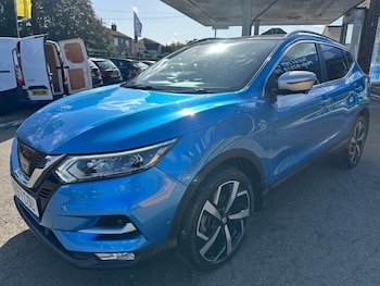 Used Nissan Qashqai 2017 for sale - 75802043: Photo