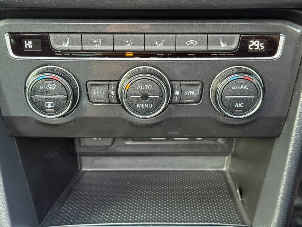 Used Volkswagen Tiguan 2018 for sale - 75973891: Photo 42