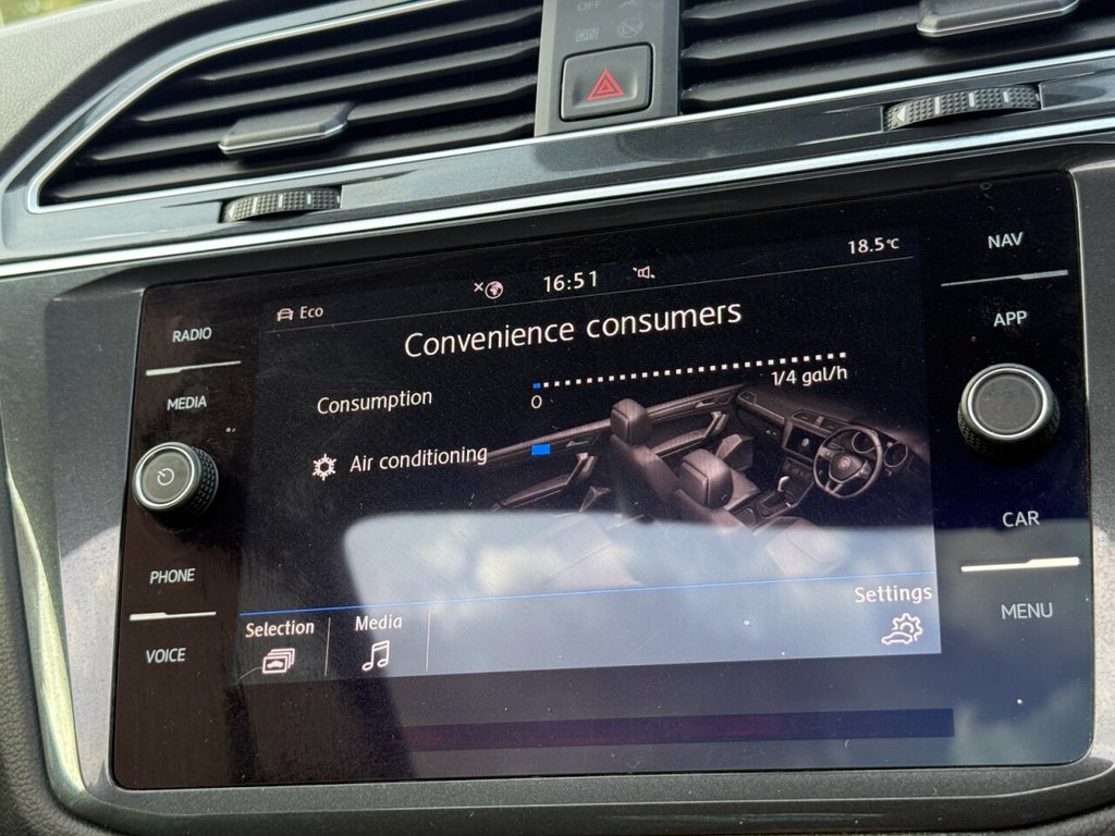 Used Volkswagen Tiguan 2018 for sale - 75973891: Photo 48