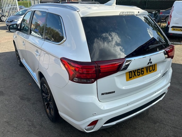 Used Mitsubishi Outlander 2016 for sale - 76068919: Photo 20