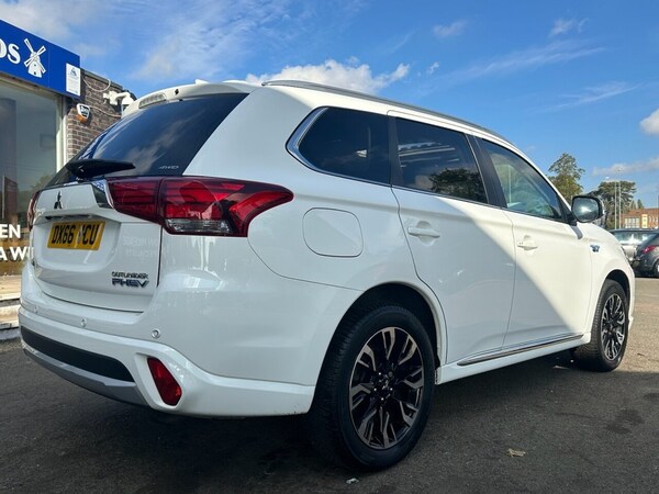 Used Mitsubishi Outlander 2016 for sale - 76068919: Photo 22