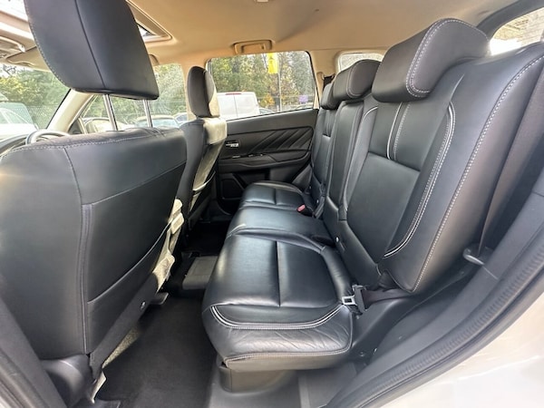 Used Mitsubishi Outlander 2016 for sale - 76068919: Photo 34