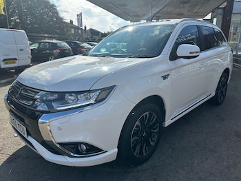Used Mitsubishi Outlander 2016 for sale - 76068919: Photo 3