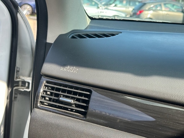 Used Mitsubishi Outlander 2016 for sale - 76068919: Photo 40