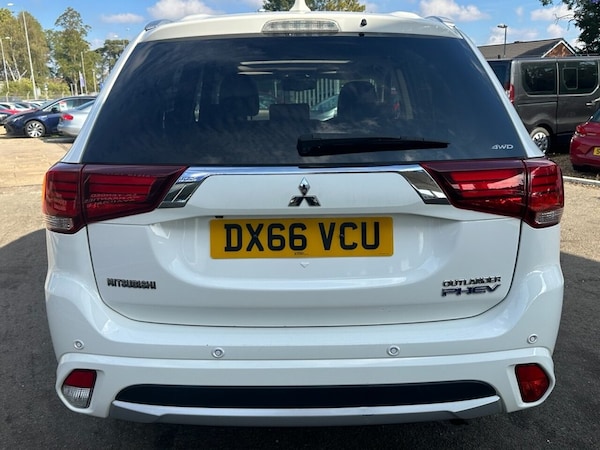 Used Mitsubishi Outlander 2016 for sale - 76068919: Photo 6