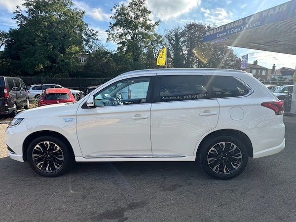 Used Mitsubishi Outlander 2016 for sale - 76068919: Photo 9