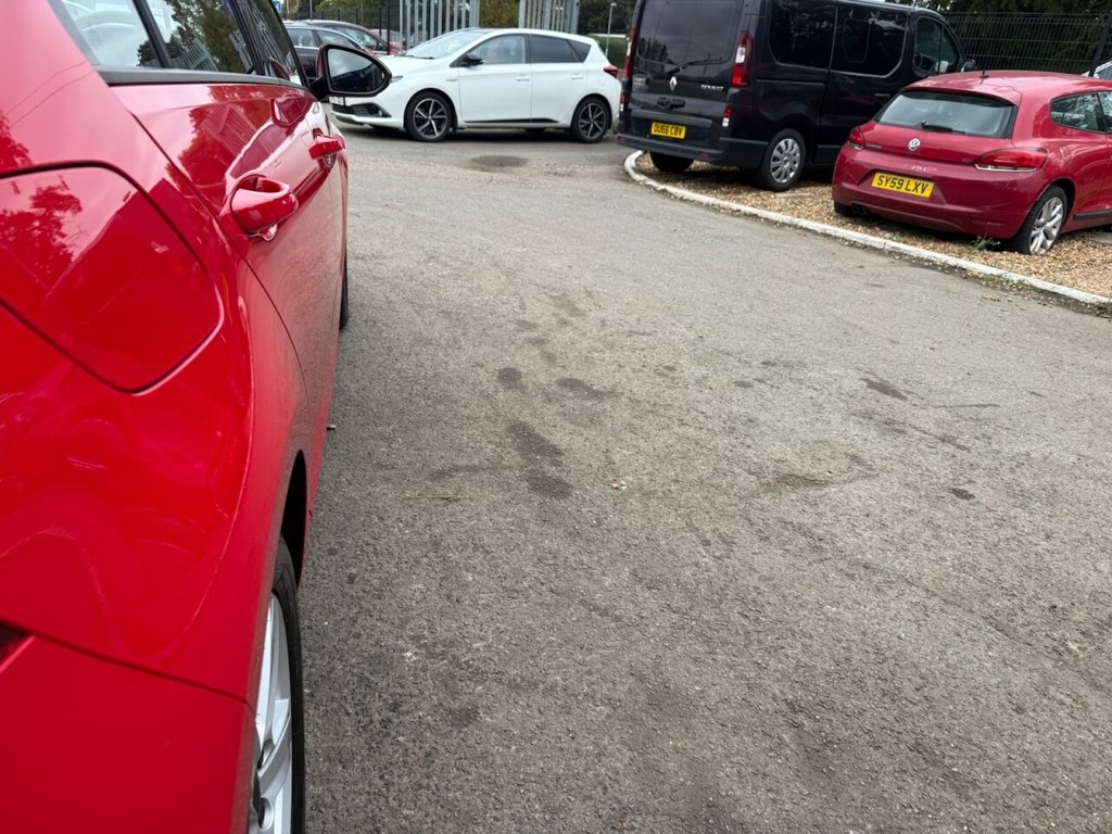 Used Volkswagen Golf 2015 for sale - 75923608: Photo 12