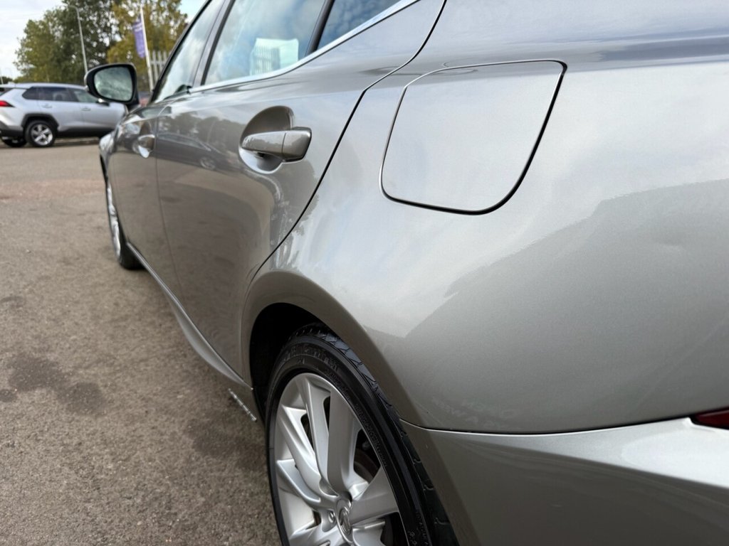 Used Lexus IS 2015 for sale - 75973603: Photo 13