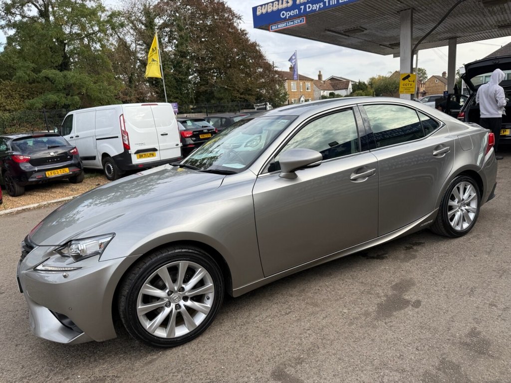 Used Lexus IS 2015 for sale - 75973603: Photo 3