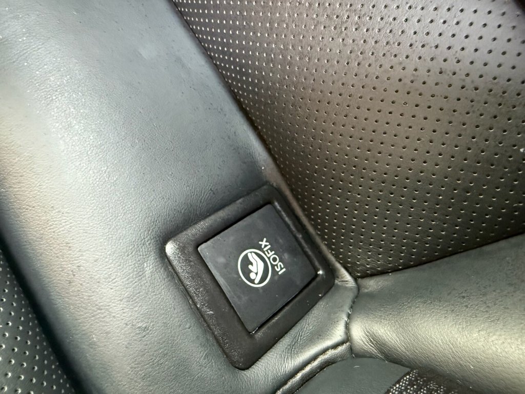 Used Lexus IS 2015 for sale - 75973603: Photo 32