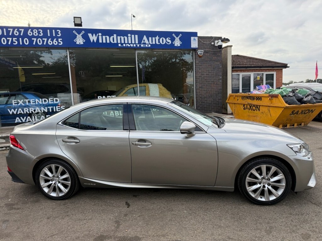 Used Lexus IS 2015 for sale - 75973603: Photo 8