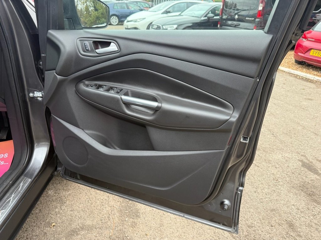 Used Ford Kuga 2017 for sale - 76223492: Photo 27