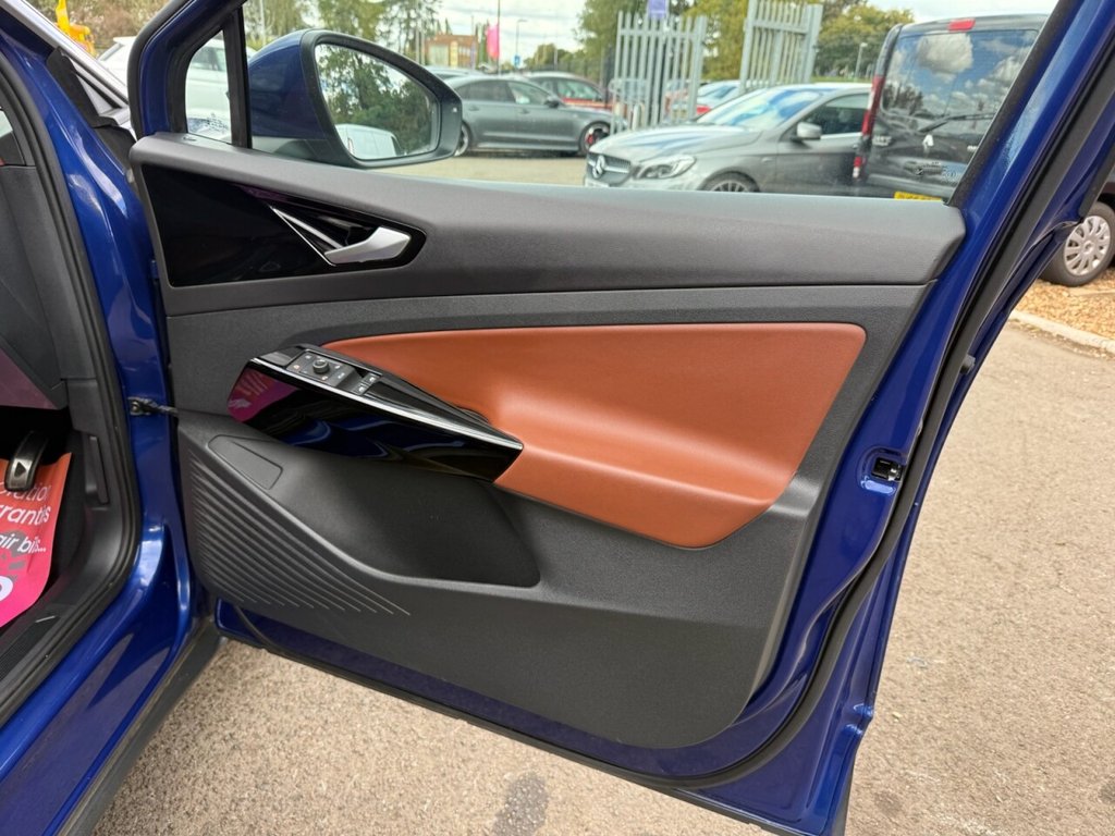 Used Volkswagen ID.4 2021 for sale - 75876267: Photo 28