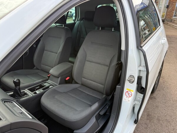 Used Volkswagen Golf 2020 for sale - 76235376: Photo 24