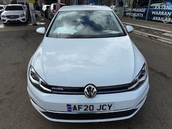 Used Volkswagen Golf 2020 for sale - 76235376: Photo 2