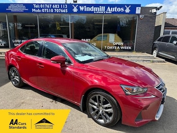 2017 (17) - 2.5 300h Advance Saloon 4dr Petrol Hybrid E-CVT Euro 6 (s/s) (223 ps)