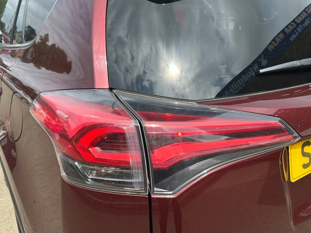 Used Toyota RAV4 2017 for sale - 76202761: Photo 16