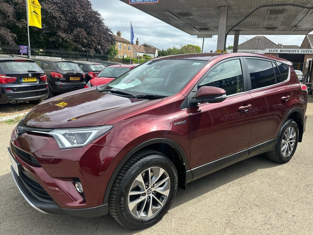 Used Toyota RAV4 2017 for sale - 76202761: Photo 3