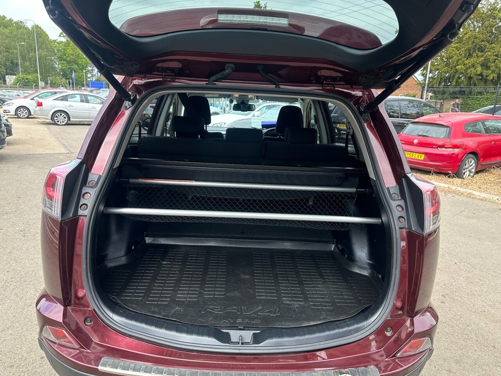 Used Toyota RAV4 2017 for sale - 76202761: Photo 48