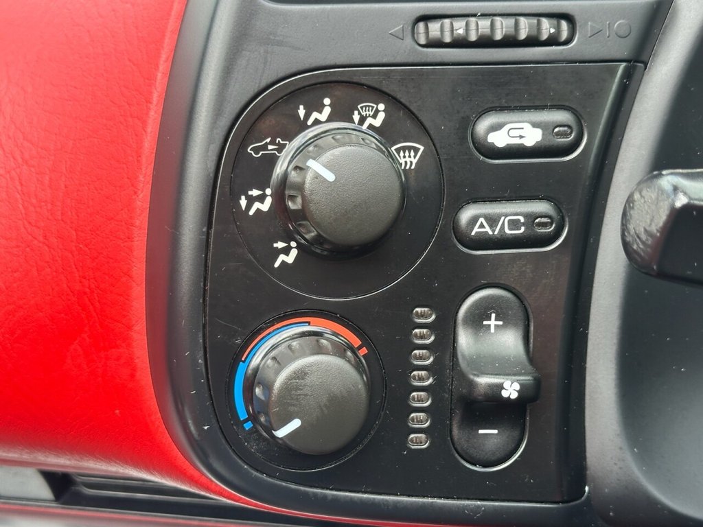 Used Honda S2000 2005 for sale - 75797234: Photo 47