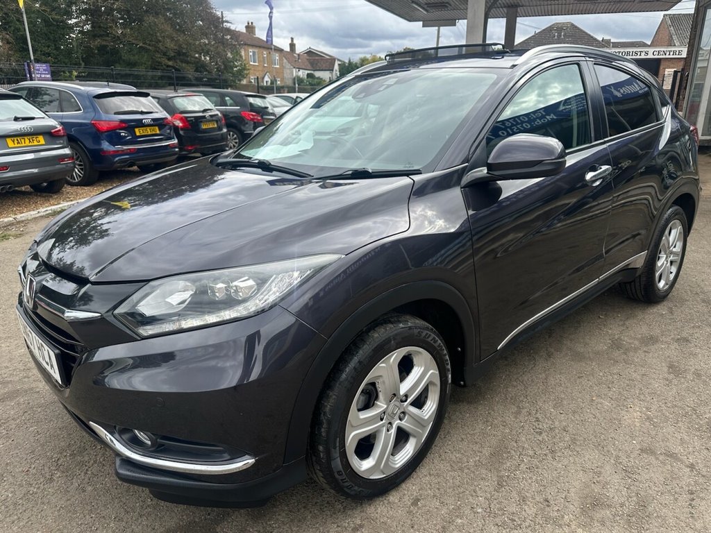 Used Honda HR-V 2017 for sale - 75876282: Photo 2