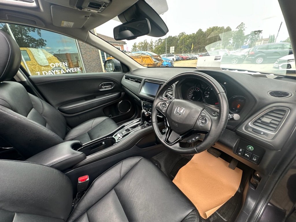 Used Honda HR-V 2017 for sale - 75876282: Photo 23