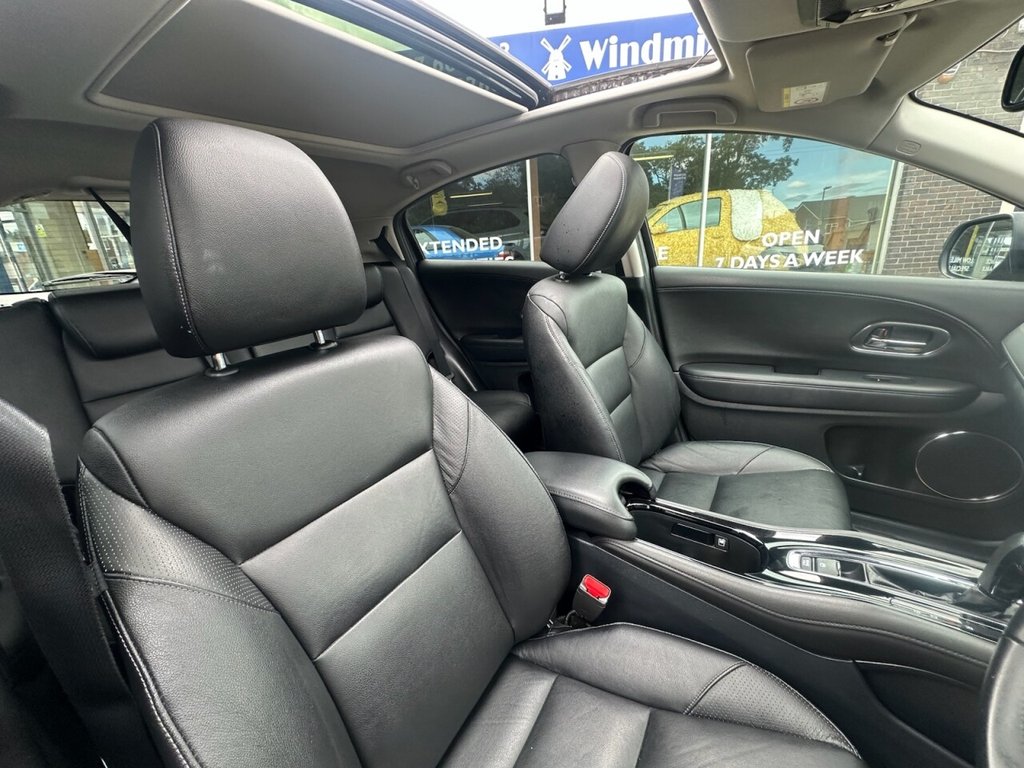 Used Honda HR-V 2017 for sale - 75876282: Photo 26