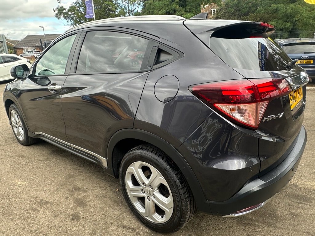 Used Honda HR-V 2017 for sale - 75876282: Photo 3