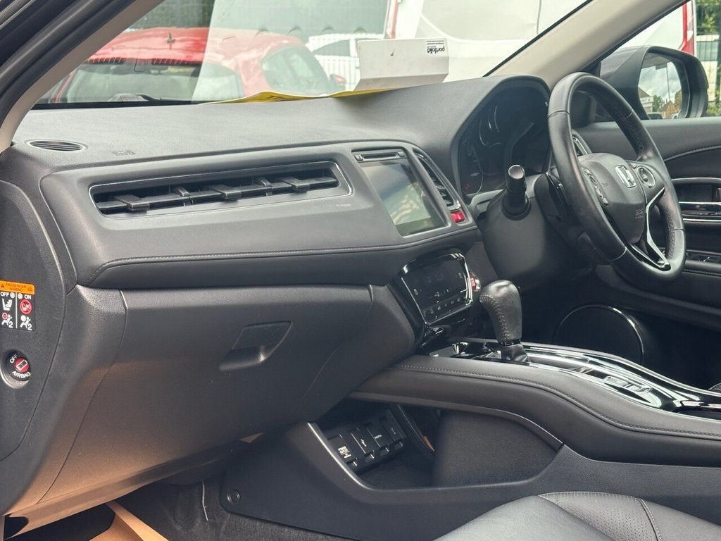 Used Honda HR-V 2017 for sale - 75876282: Photo 35