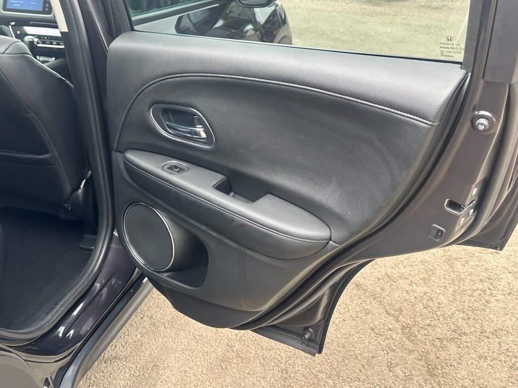 Used Honda HR-V 2017 for sale - 75876282: Photo 49