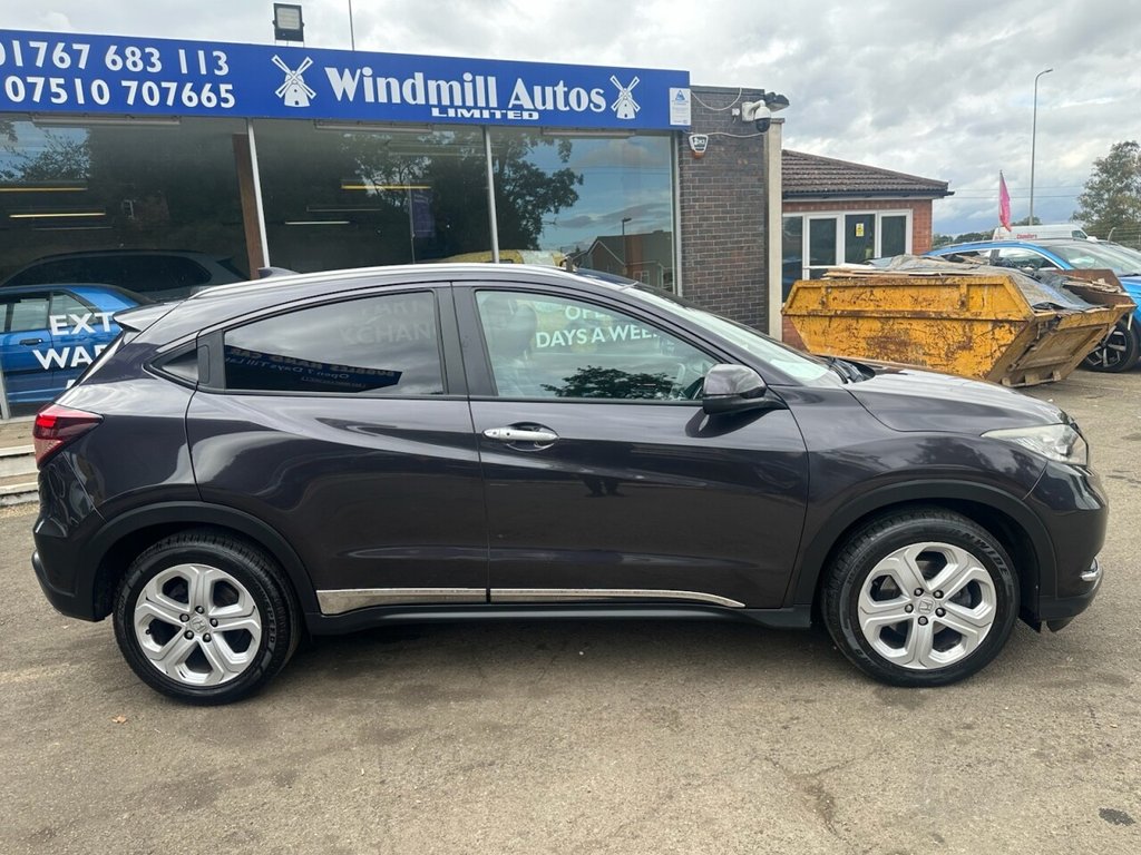 Used Honda HR-V 2017 for sale - 75876282: Photo 7