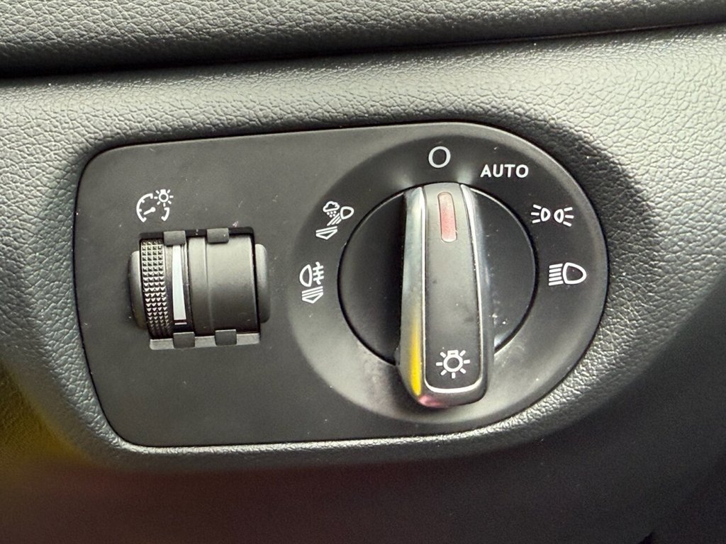 Used Audi Q3 2017 for sale - 76223473: Photo 50