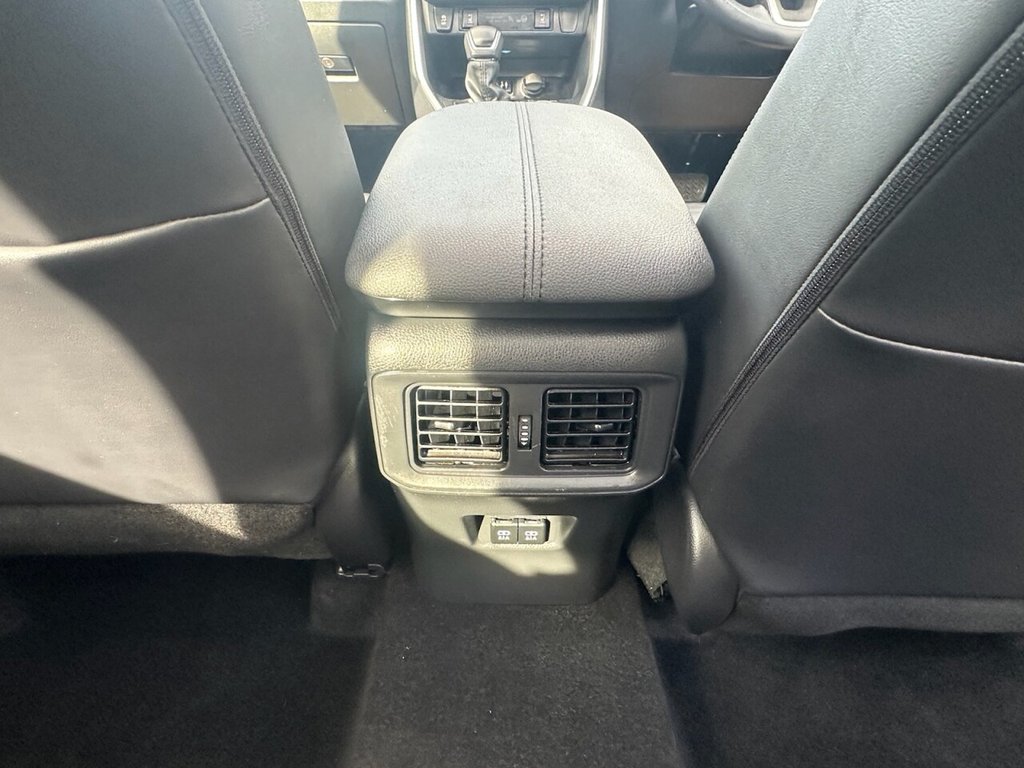 Vehicle 33