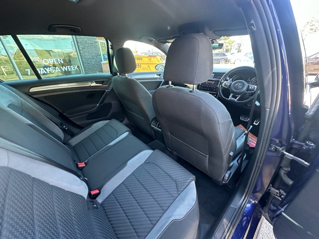 Used Volkswagen Golf 2020 for sale - 75973580: Photo 32