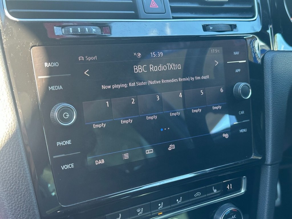 Used Volkswagen Golf 2020 for sale - 75973580: Photo 46