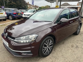 Used Volkswagen Golf 2017 for sale - 75797198: Photo