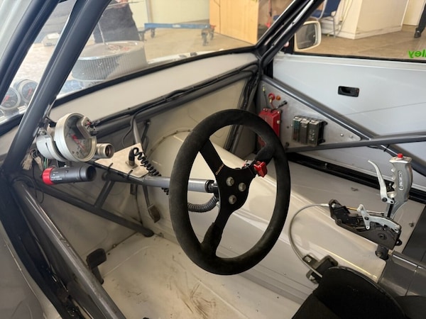 Used Ford Escort 1990 for sale - 75797173: Photo 17