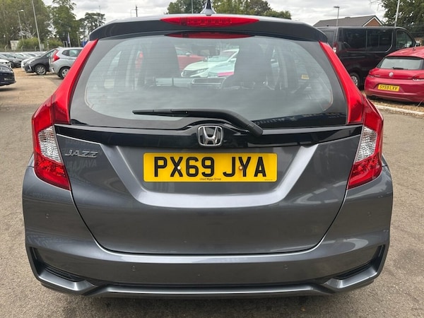 Used Honda Jazz 2019 for sale - 75797270: Photo 6