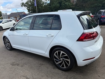 Used Volkswagen Golf 2020 for sale - 75797250: Photo