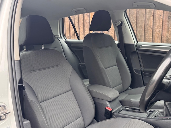 Used Volkswagen Golf 2013 for sale - 76283653: Photo 15
