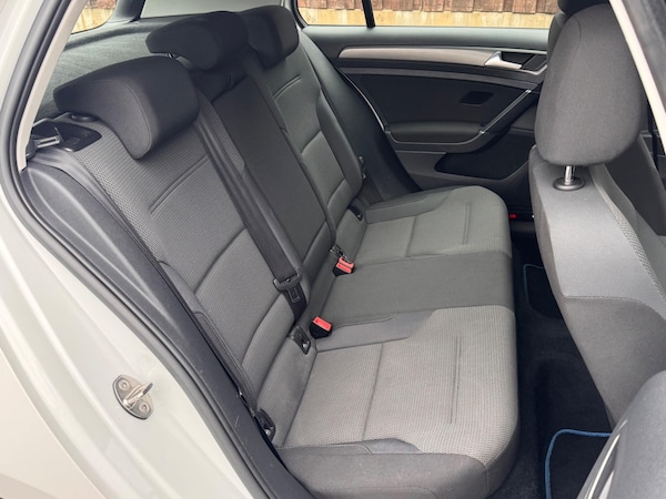 Used Volkswagen Golf 2013 for sale - 76283653: Photo 18