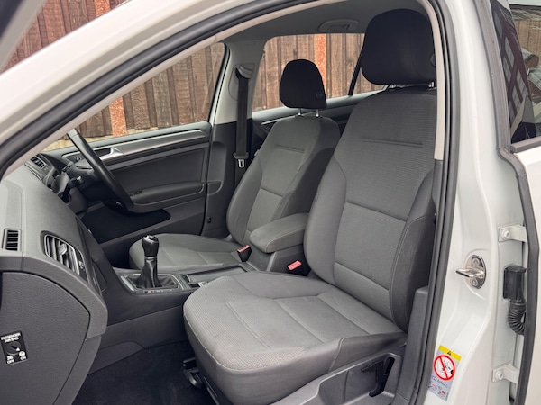 Used Volkswagen Golf 2013 for sale - 76283653: Photo 27