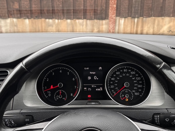 Used Volkswagen Golf 2013 for sale - 76283653: Photo 36
