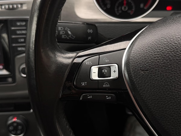 Used Volkswagen Golf 2013 for sale - 76283653: Photo 37