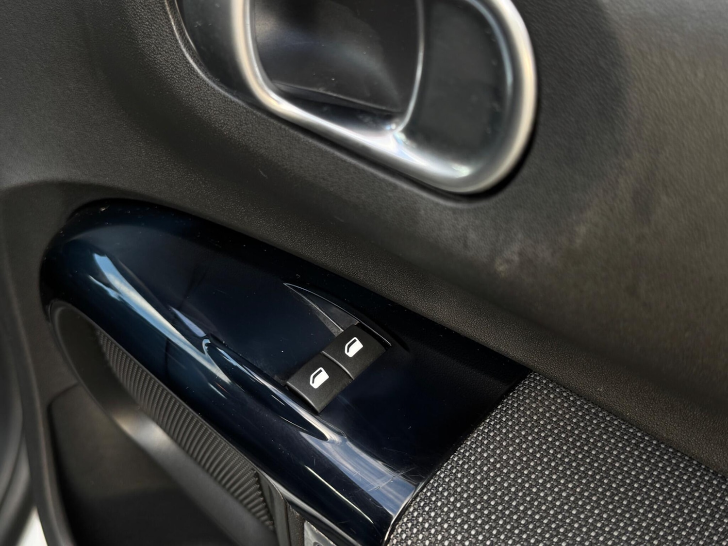 Used Citroen C4 Cactus 2016 for sale - 76899335: Photo 46