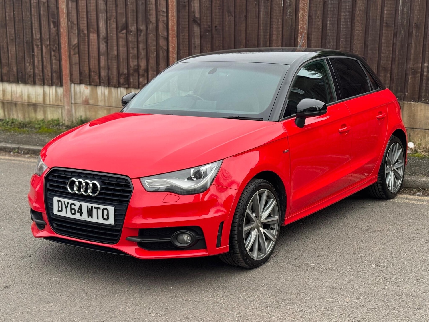 Used Audi A1 2014 for sale - 77839224: Photo 2