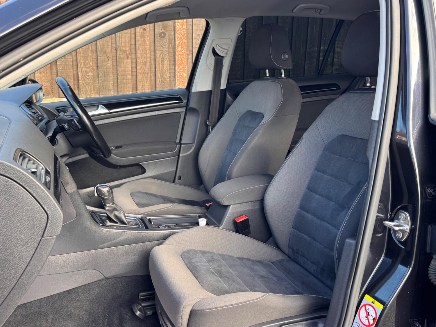 Used Volkswagen Golf 2013 for sale - 76072146: Photo 27