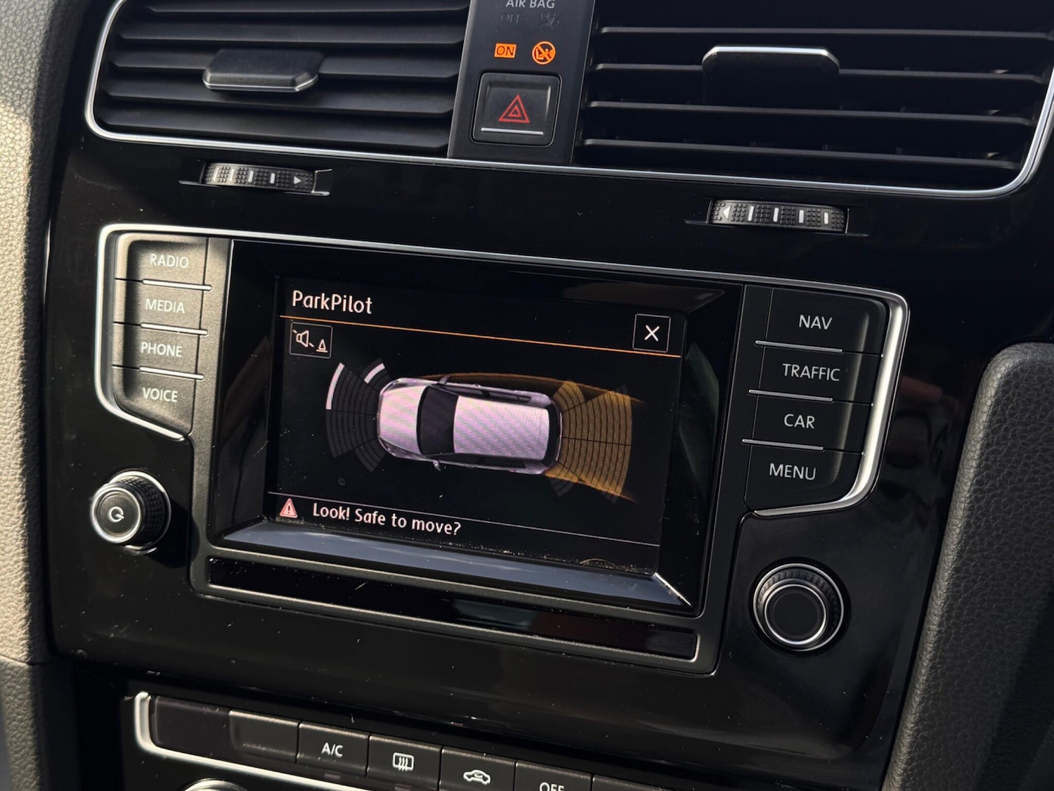 Used Volkswagen Golf 2013 for sale - 76072146: Photo 43