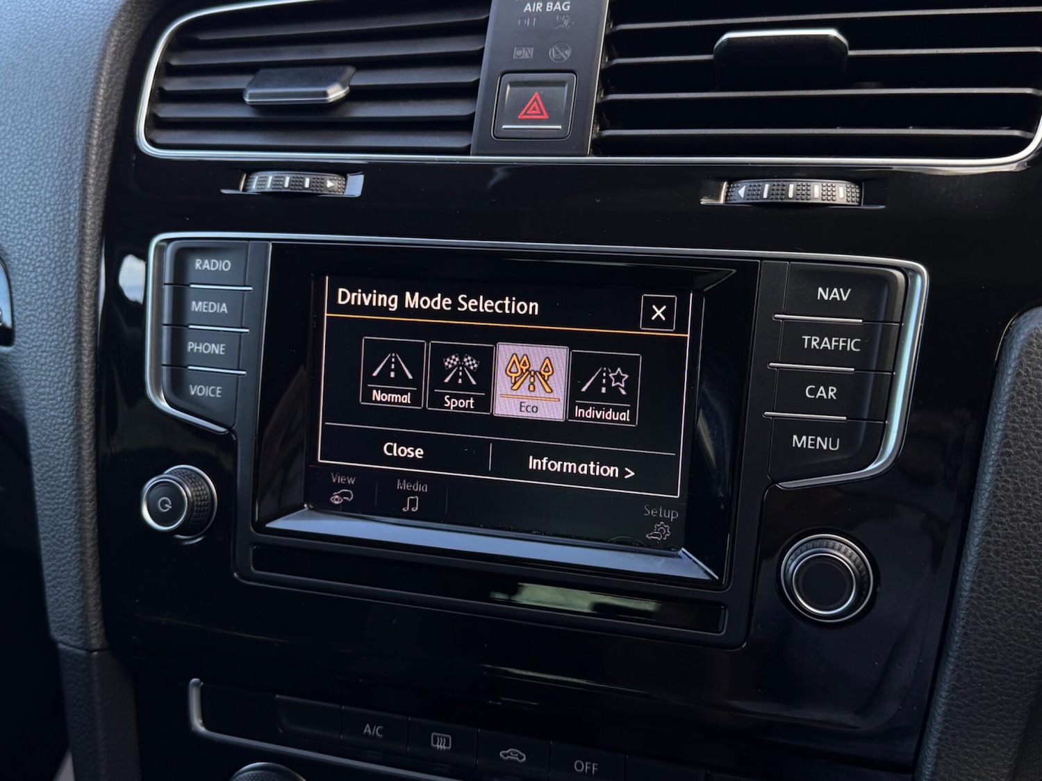 Used Volkswagen Golf 2013 for sale - 76072146: Photo 44